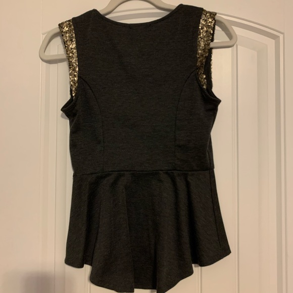 Grey peplum top - Picture 4 of 5